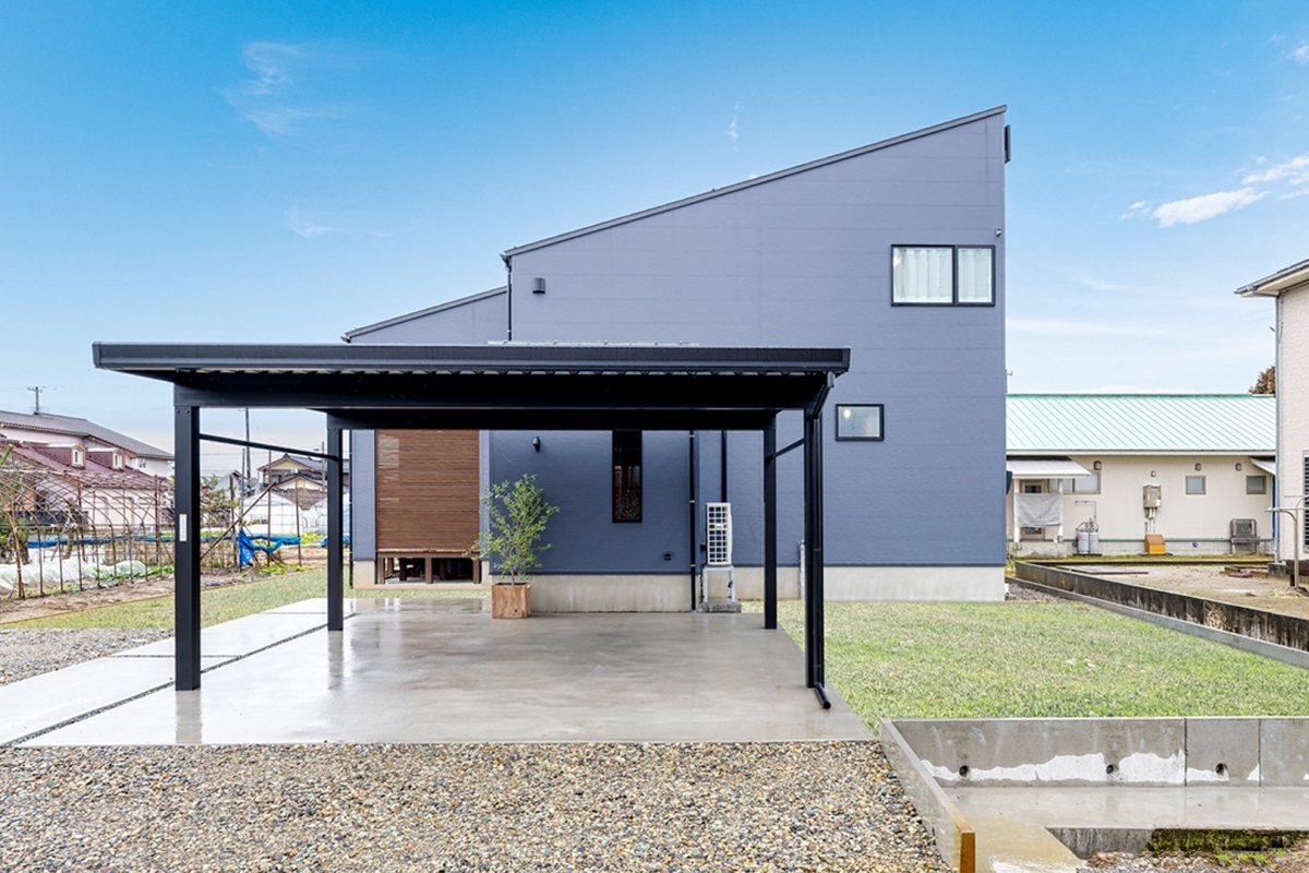 広く開放的な「抜けのある空間」でピアノの音色を感じる家